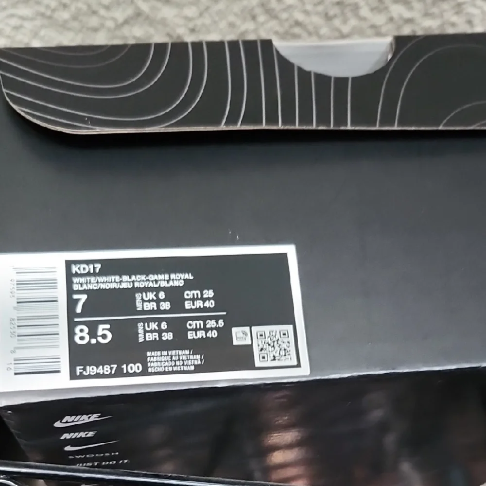 Nike KD17 Basketball Athletic Sneakers